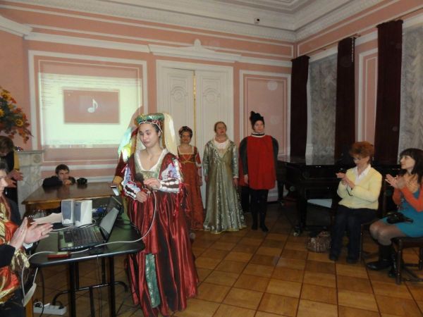 Clic pentru a vizualiza imaginea în dimensiunile reale